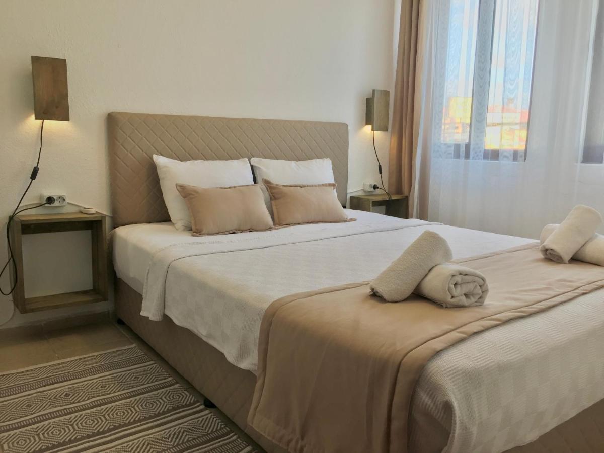 Amigo Apart Aparthotel Акиака Екстериор снимка