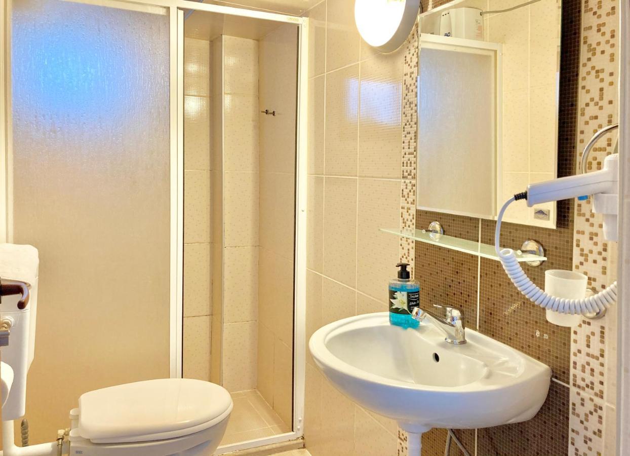 Amigo Apart Aparthotel Акиака Екстериор снимка