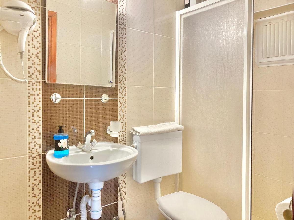 Amigo Apart Aparthotel Акиака Екстериор снимка