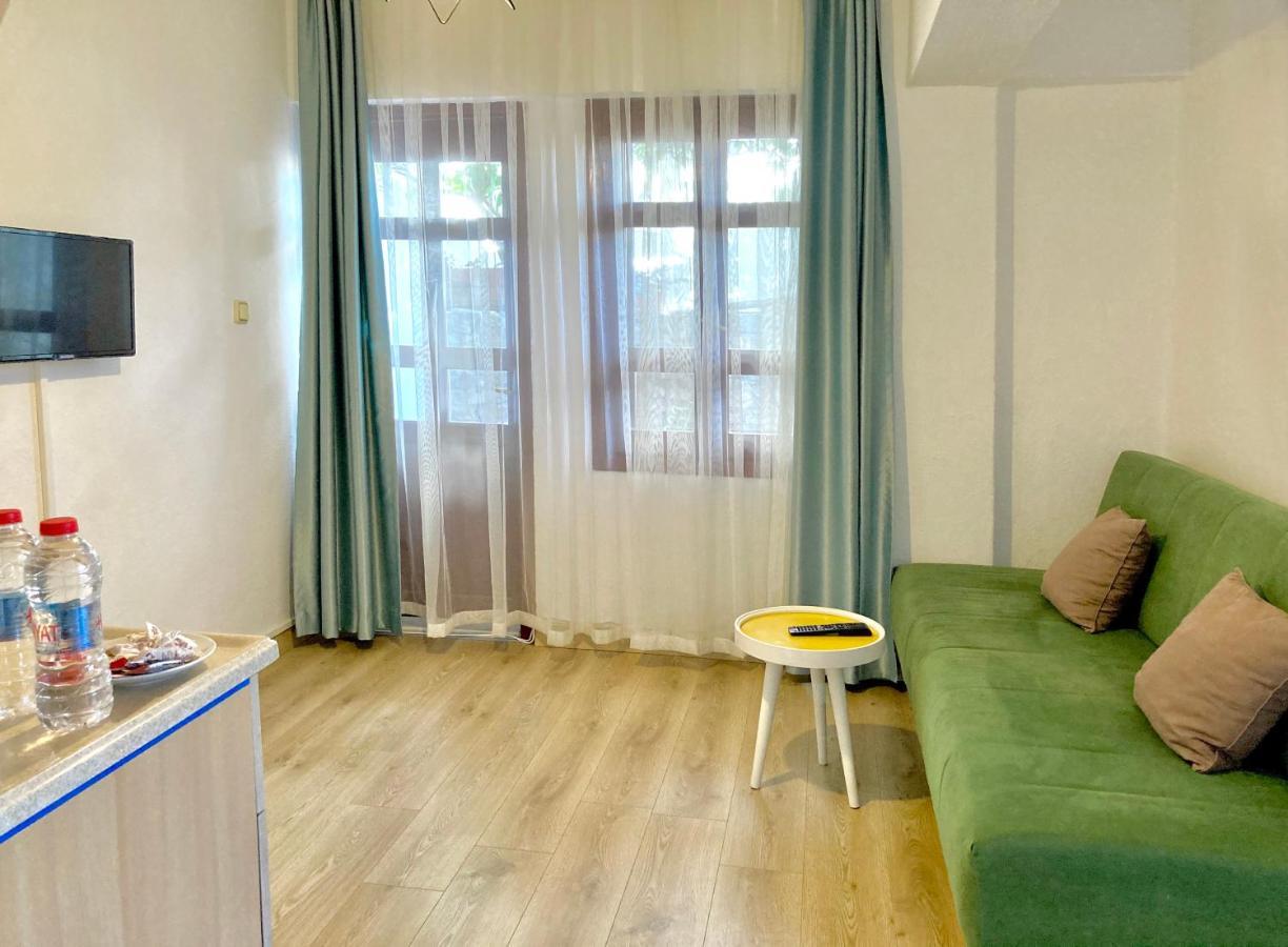 Amigo Apart Aparthotel Акиака Екстериор снимка